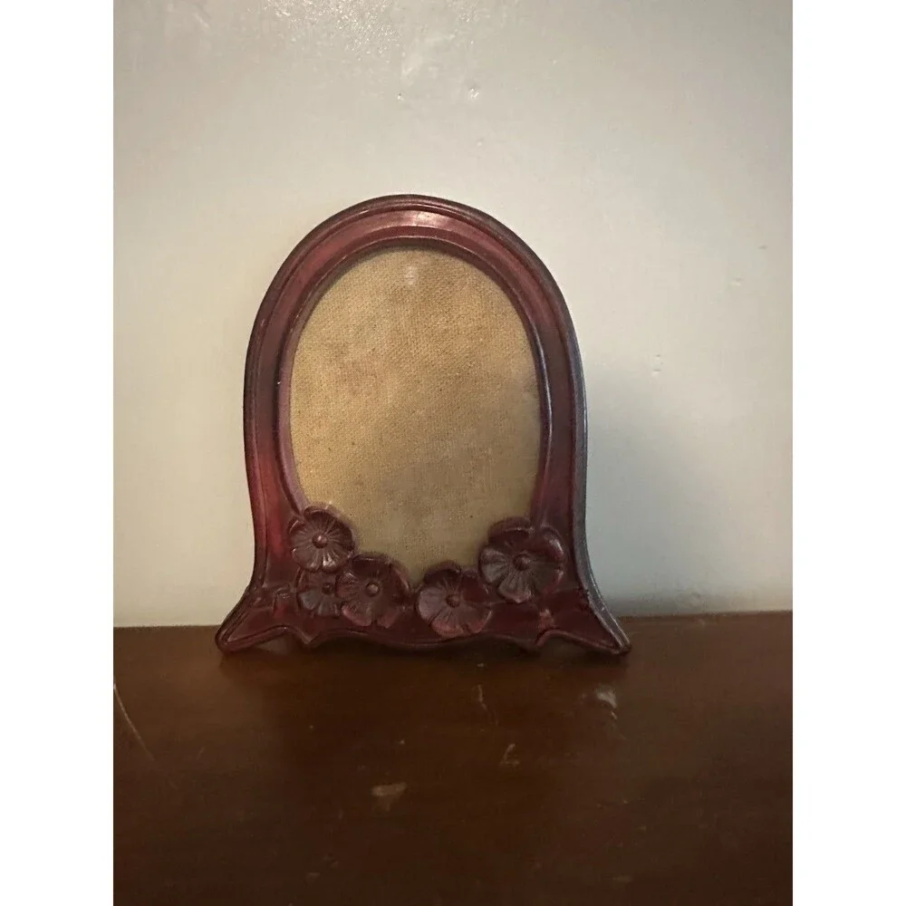 Picture Frame Faux Wood Floral Vintage 11x10.5 READ
